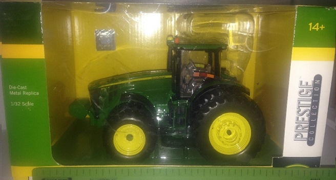 Farm tractors 32 scale